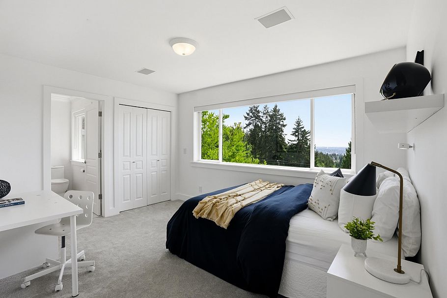 407 Brand Street North Vancouver, BC - 27