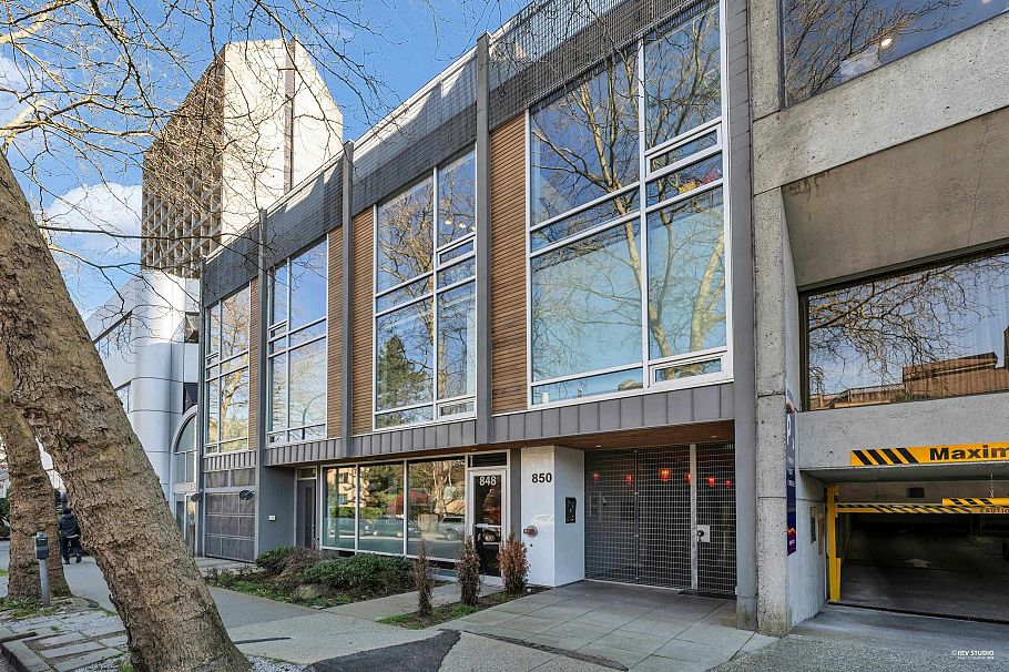 2 850 W 8th Avenue Vancouver, BC - 26