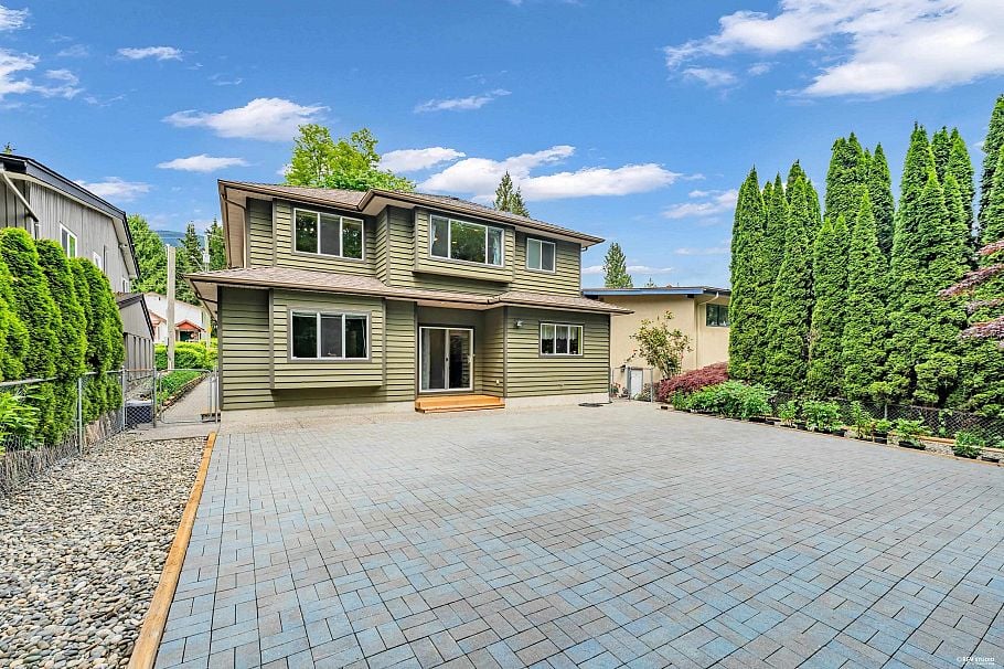 4317 Cliffmont Road North Vancouver, BC - 24