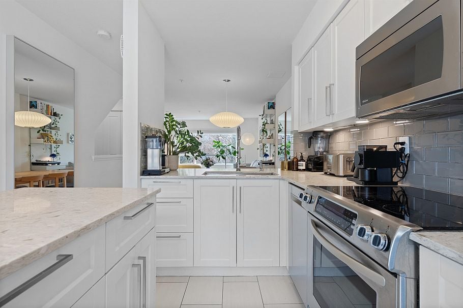 303 2688 Watson Street Vancouver, BC - 10