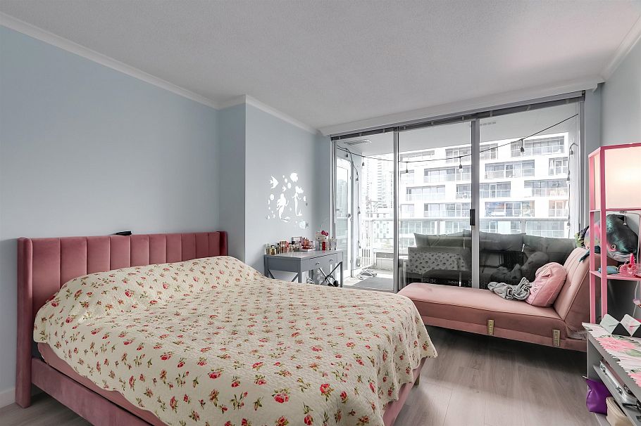 1401 1500 Howe Street Vancouver, BC - 19