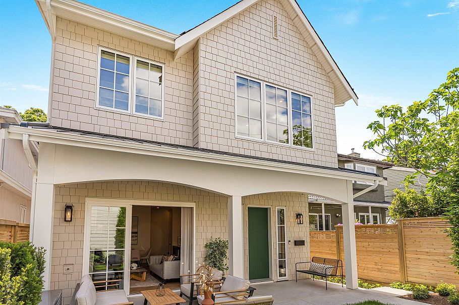 2 2043 W 45th Avenue Vancouver, BC - 32