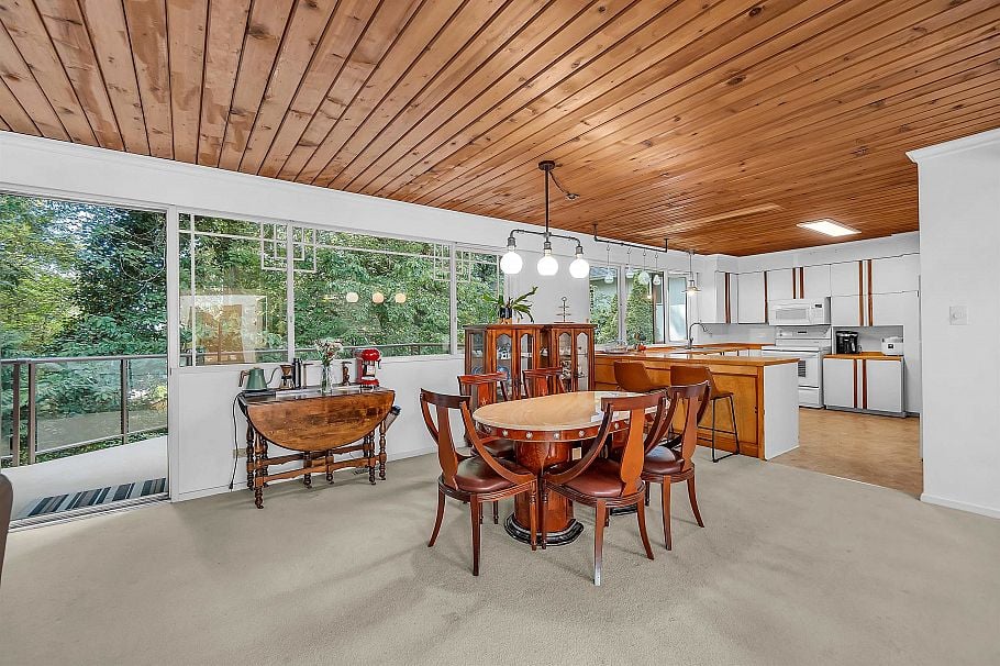 977 Belvedere Drive North Vancouver, BC - 15