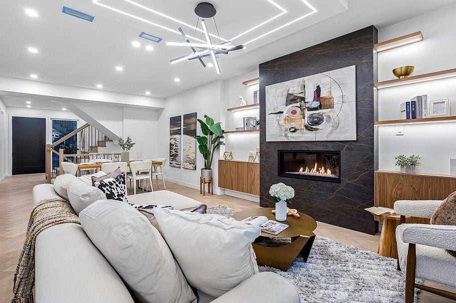 1921 Tatlow Avenue North Vancouver, BC - 7