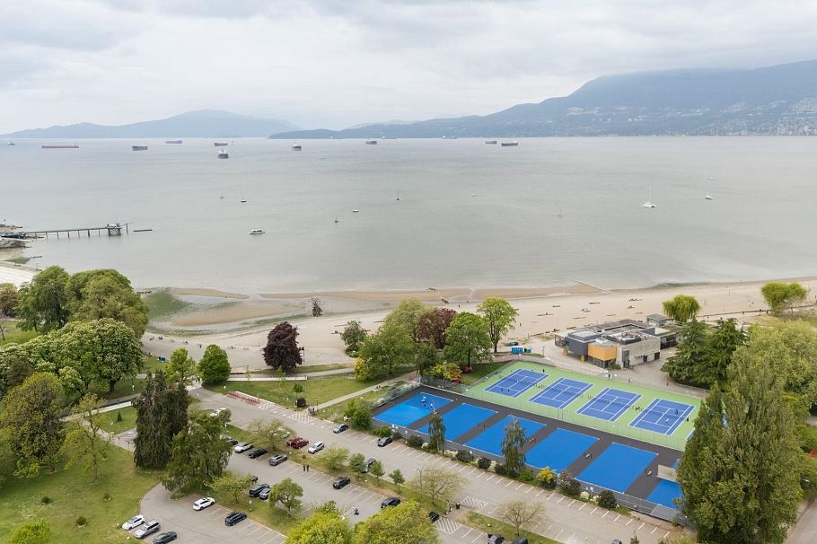 1382 Maple Street Vancouver, BC - 27