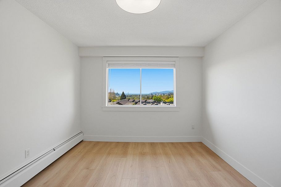 314 1345 Chesterfield Avenue North Vancouver, BC - 30