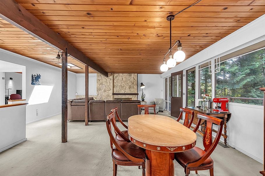 977 Belvedere Drive North Vancouver, BC - 17