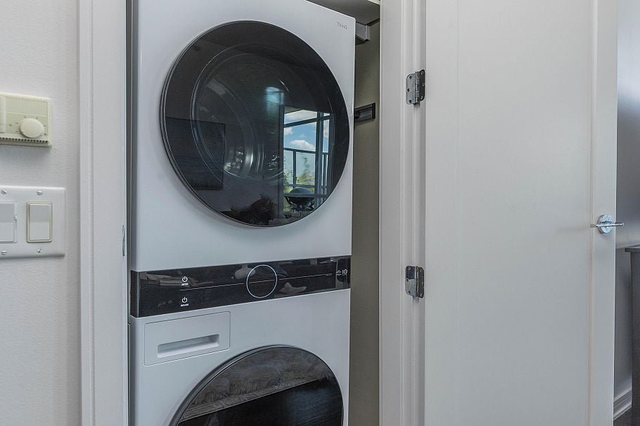 901 1616 Columbia Street Vancouver, BC - 15