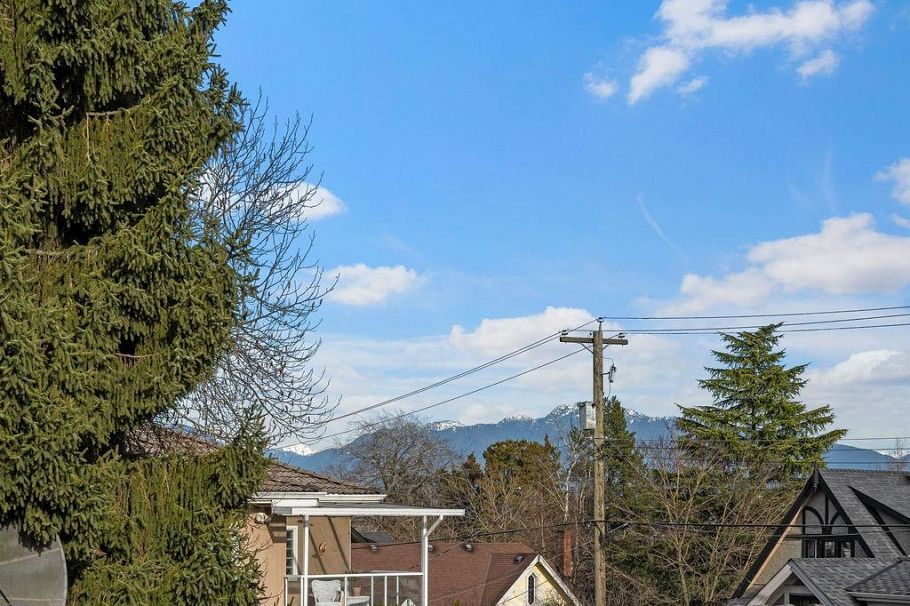 1135 W 33rd Avenue Vancouver, BC - 30