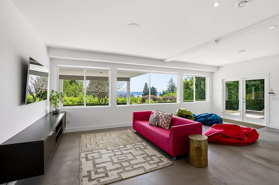 407 Brand Street North Vancouver, BC - 33