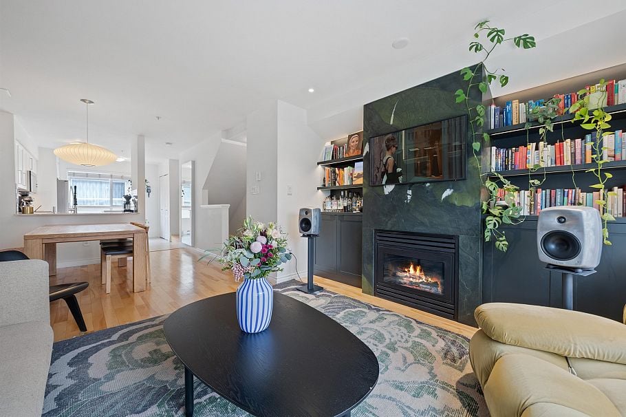 303 2688 Watson Street Vancouver, BC - 2