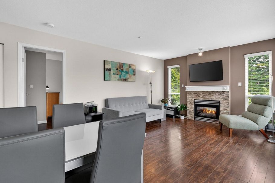310 8495 Jellicoe Street Vancouver, BC - 7
