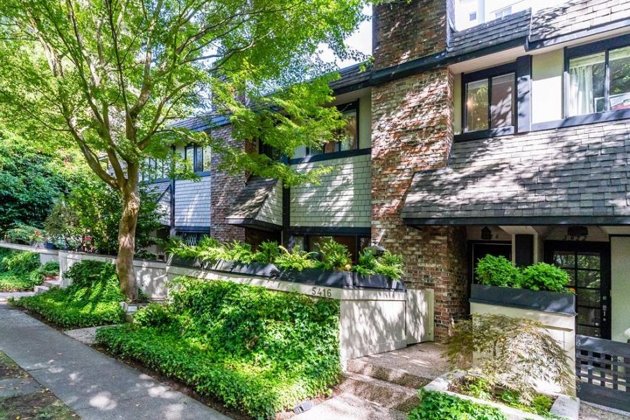 5416 Yew Street Vancouver, BC - 2