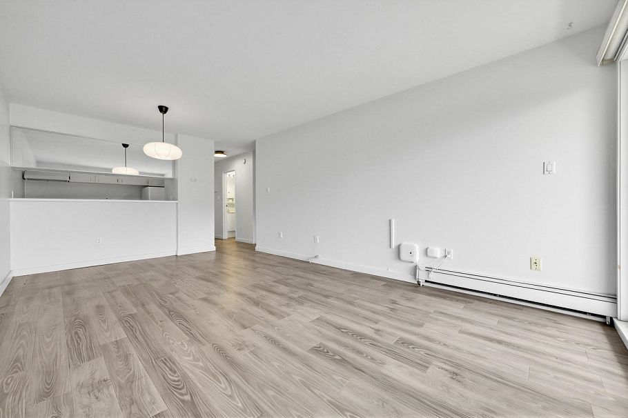 310 360 E 2nd Street North Vancouver, BC - 6