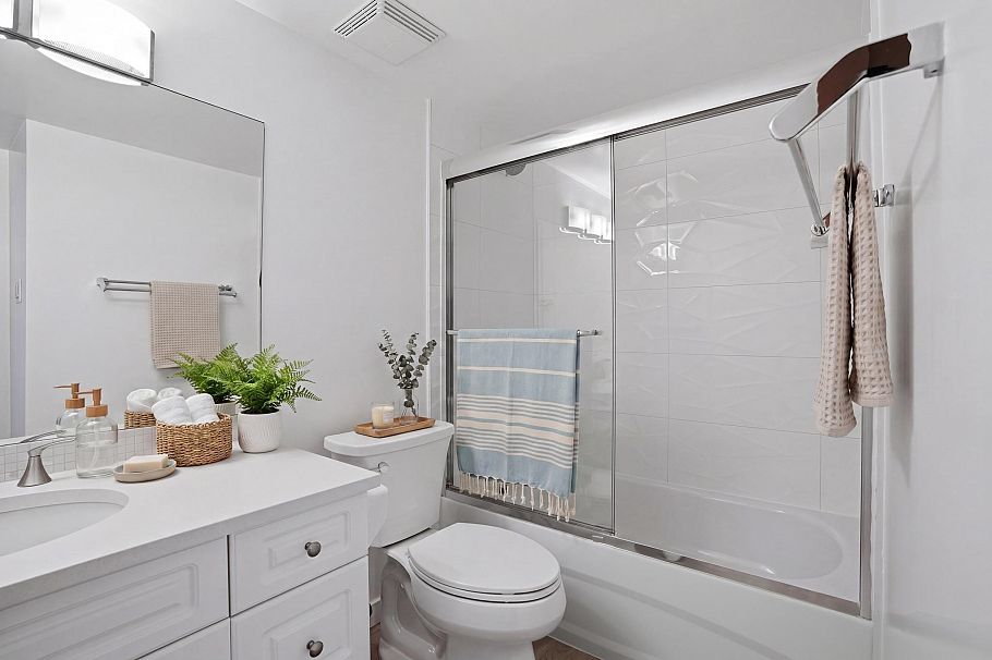 314 1345 Chesterfield Avenue North Vancouver, BC - 32