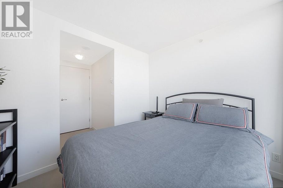 33 SMITHE STREET, Vancouver BC V6B 0B5 Vancouver, BC - 12