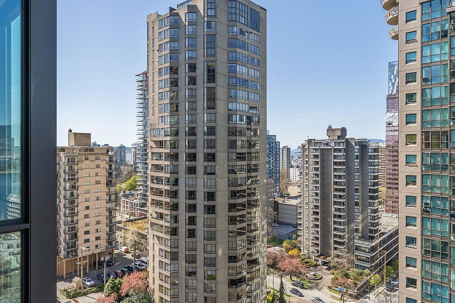 1907 1331 Alberni Street Vancouver, BC - 15