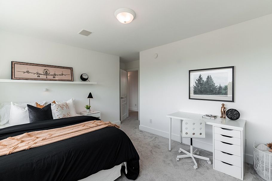 407 Brand Street North Vancouver, BC - 28