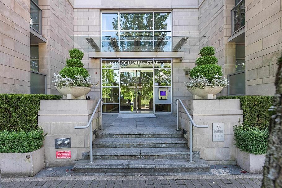 901 1616 Columbia Street Vancouver, BC - 23