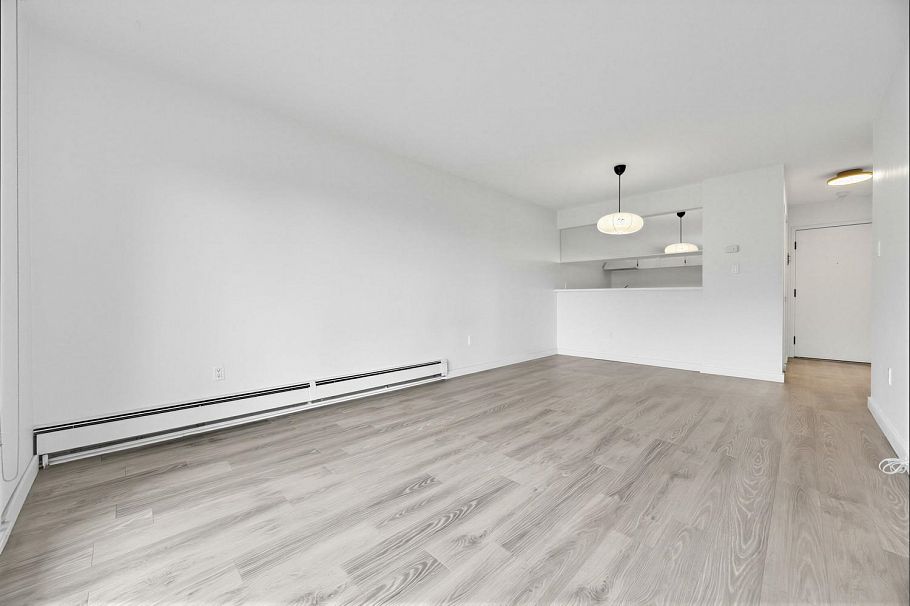 310 360 E 2nd Street North Vancouver, BC - 7