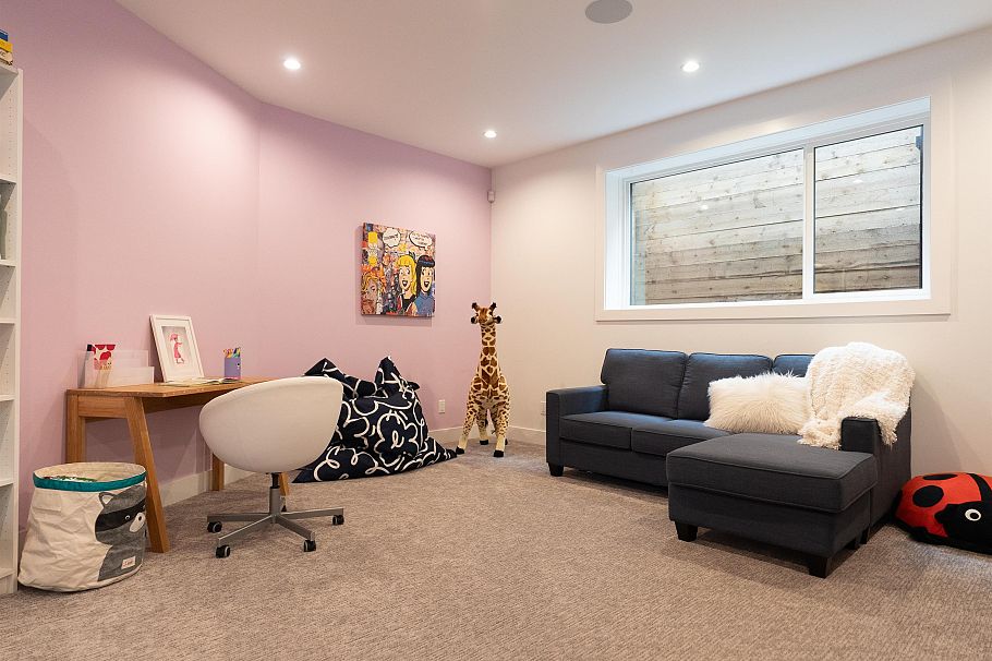 900 Hendry Avenue North Vancouver, BC - 21