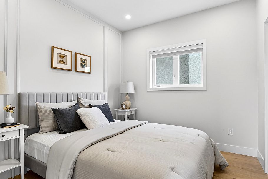 1 2741 E 7th Avenue Vancouver, BC - 9