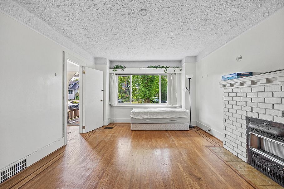 3579 W 18th Avenue Vancouver, BC - 14