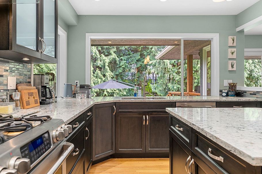 4368 Arundel Road North Vancouver, BC - 9