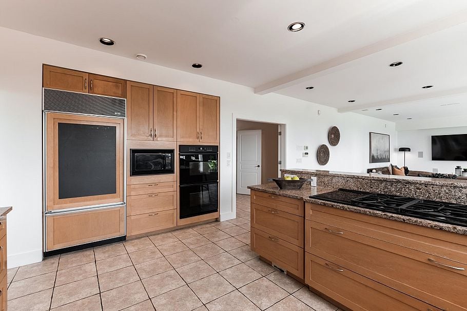 407 Brand Street North Vancouver, BC - 12