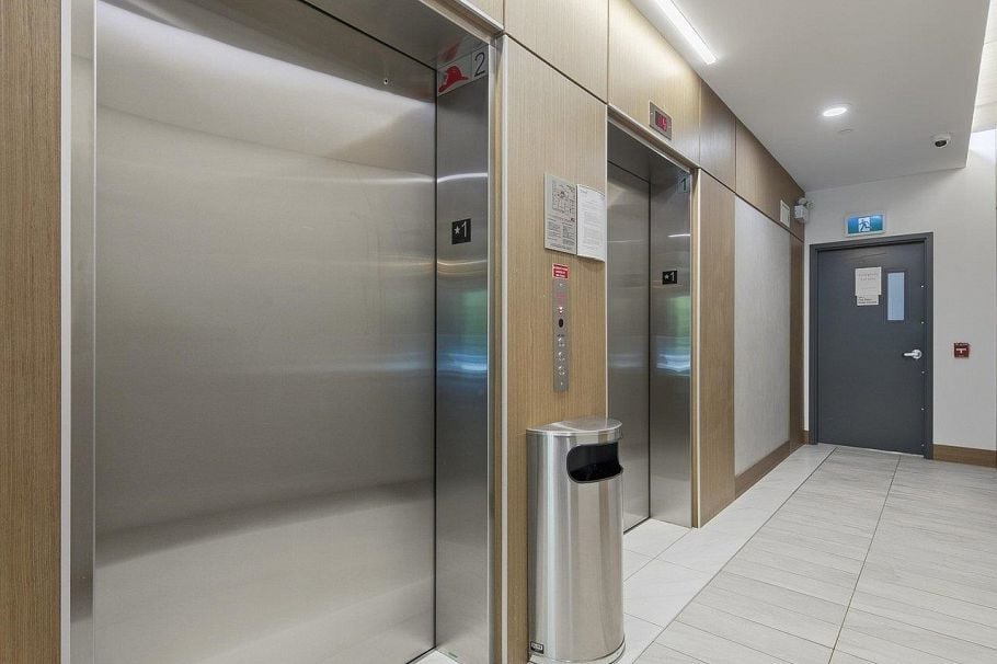 402 5693 Elizabeth Street Vancouver, BC - 24