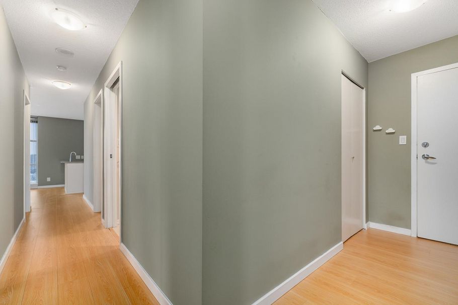 2801 111 West Georgia Street Vancouver, BC - 12