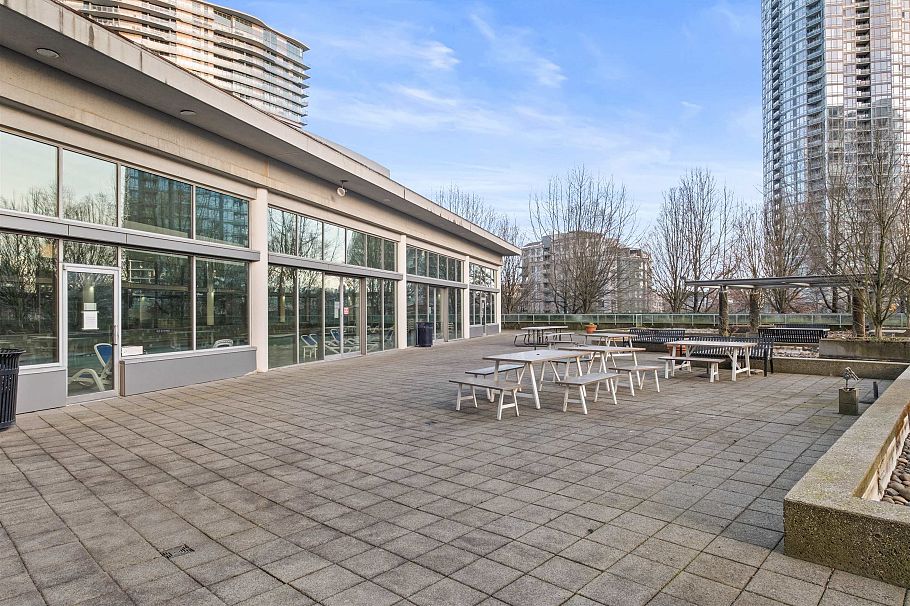 1507 1008 Cambie Street Vancouver, BC - 35