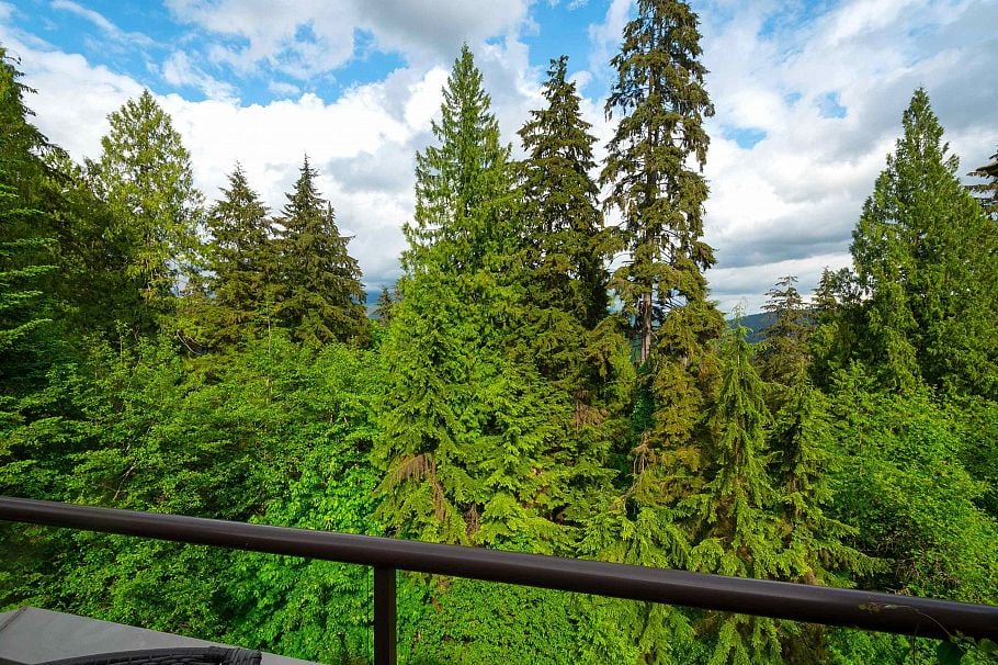 706 1500 Ostler Court North Vancouver, BC - 26