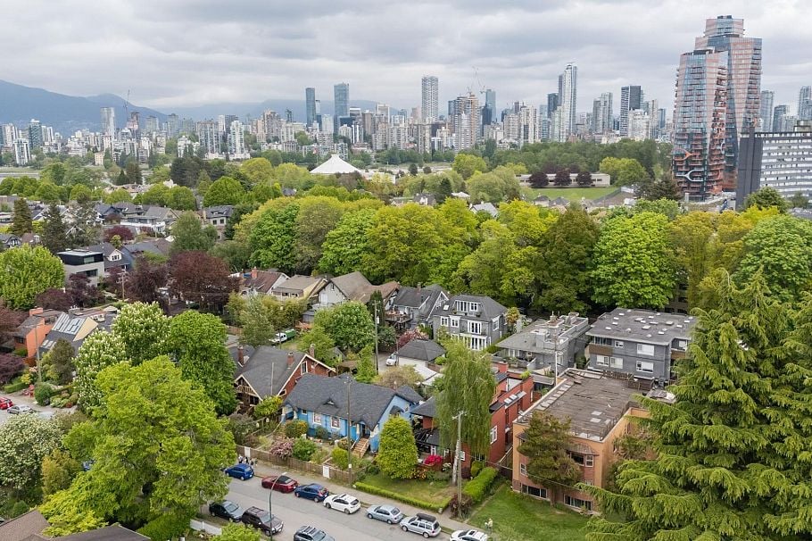 1382 Maple Street Vancouver, BC - 28