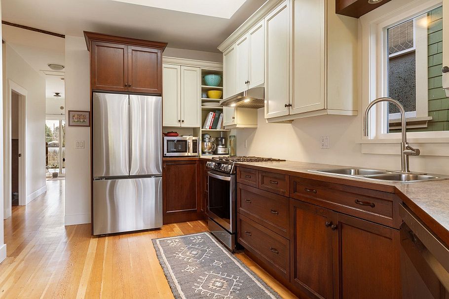 936 Semlin Drive Vancouver, BC - 13