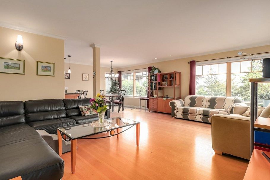 4072 Skyline Drive North Vancouver, BC - 3