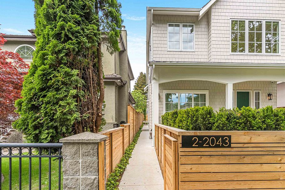 2 2043 W 45th Avenue Vancouver, BC - 2