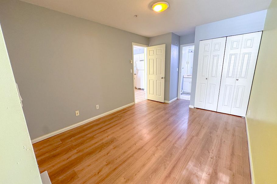 311 5555 Victoria Drive Vancouver, BC - 12