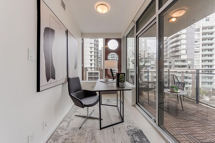 710 111 E 1st Avenue Vancouver, BC - 2