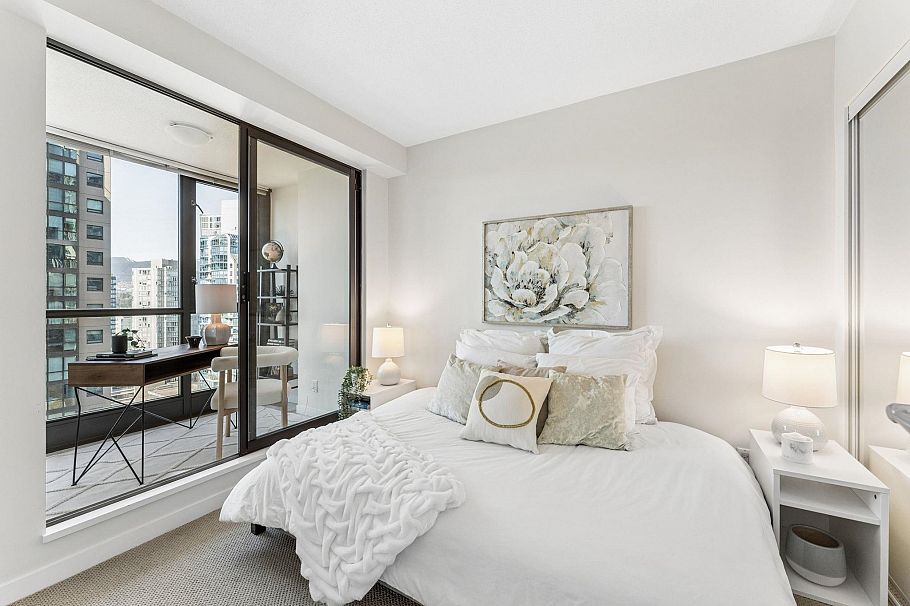 1907 1331 Alberni Street Vancouver, BC - 10
