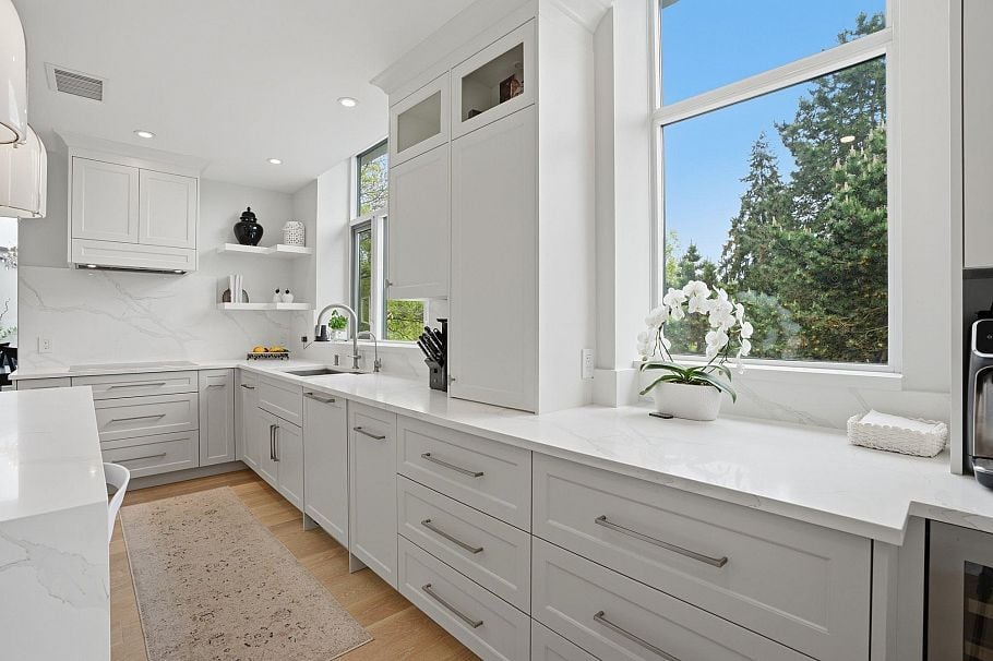PH711 4759 Valley Drive Vancouver, BC - 10