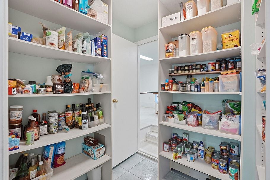 2341 Caledonia Avenue North Vancouver, BC - 12