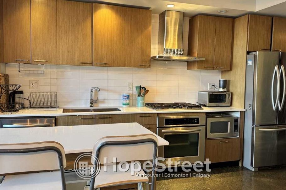 808 221 UNION STREET, Vancouver BC V6A 0B4 Vancouver, BC - 8