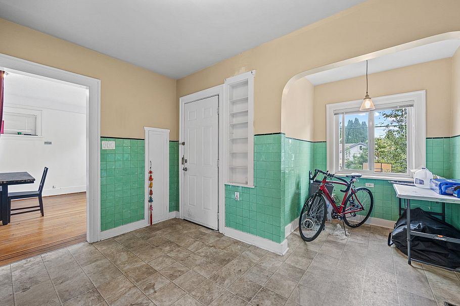 3579 W 18th Avenue Vancouver, BC - 6