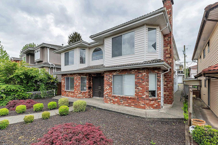 7162 Gladstone Street Vancouver, BC - 3