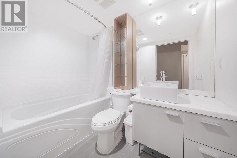 33 SMITHE STREET, Vancouver BC V6B 0B5 Vancouver, BC - 15