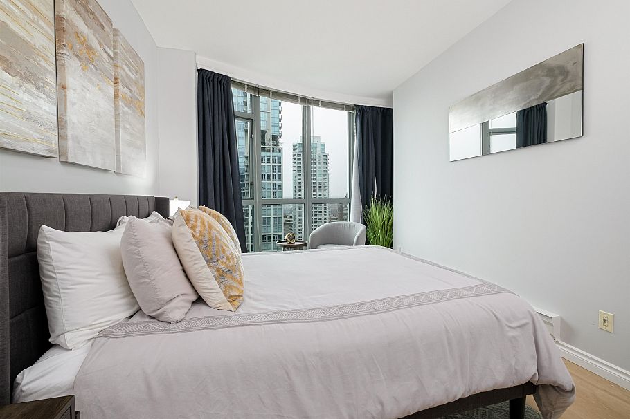 1105 1383 Howe Street Vancouver, BC - 14