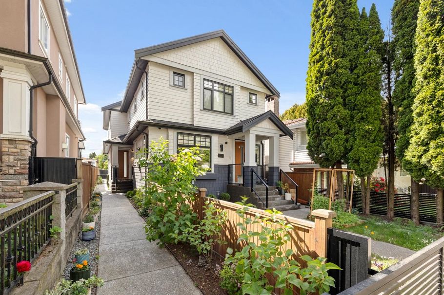 5867 Battison Street Vancouver, BC - 35