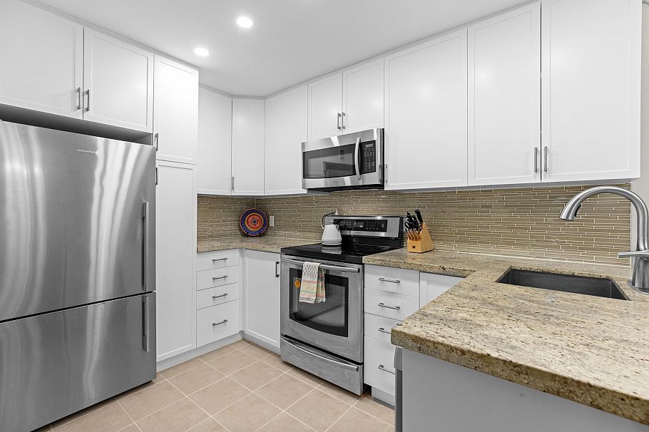 105 1125 Gilford Street Vancouver, BC - 12