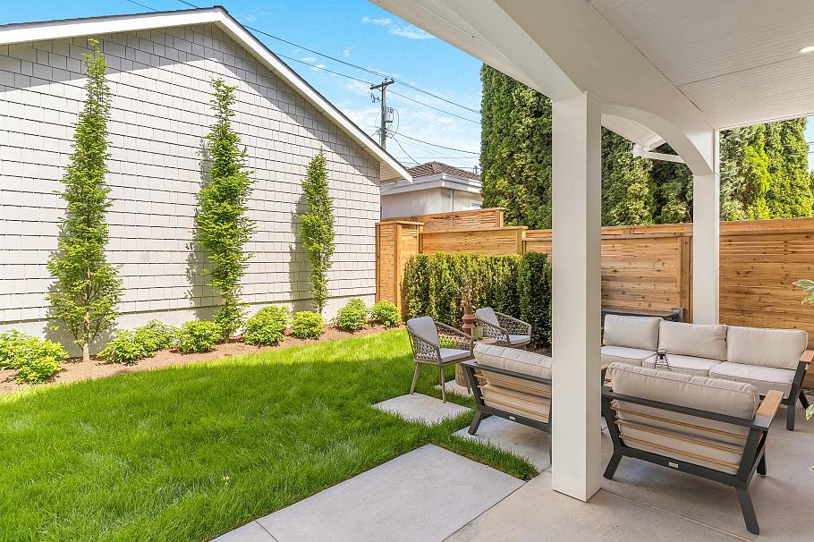 2 2043 W 45th Avenue Vancouver, BC - 34